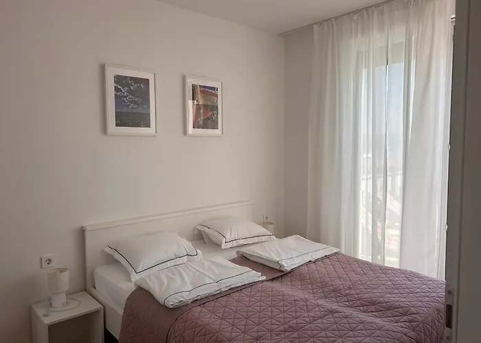 Luxury Apartment Ansi